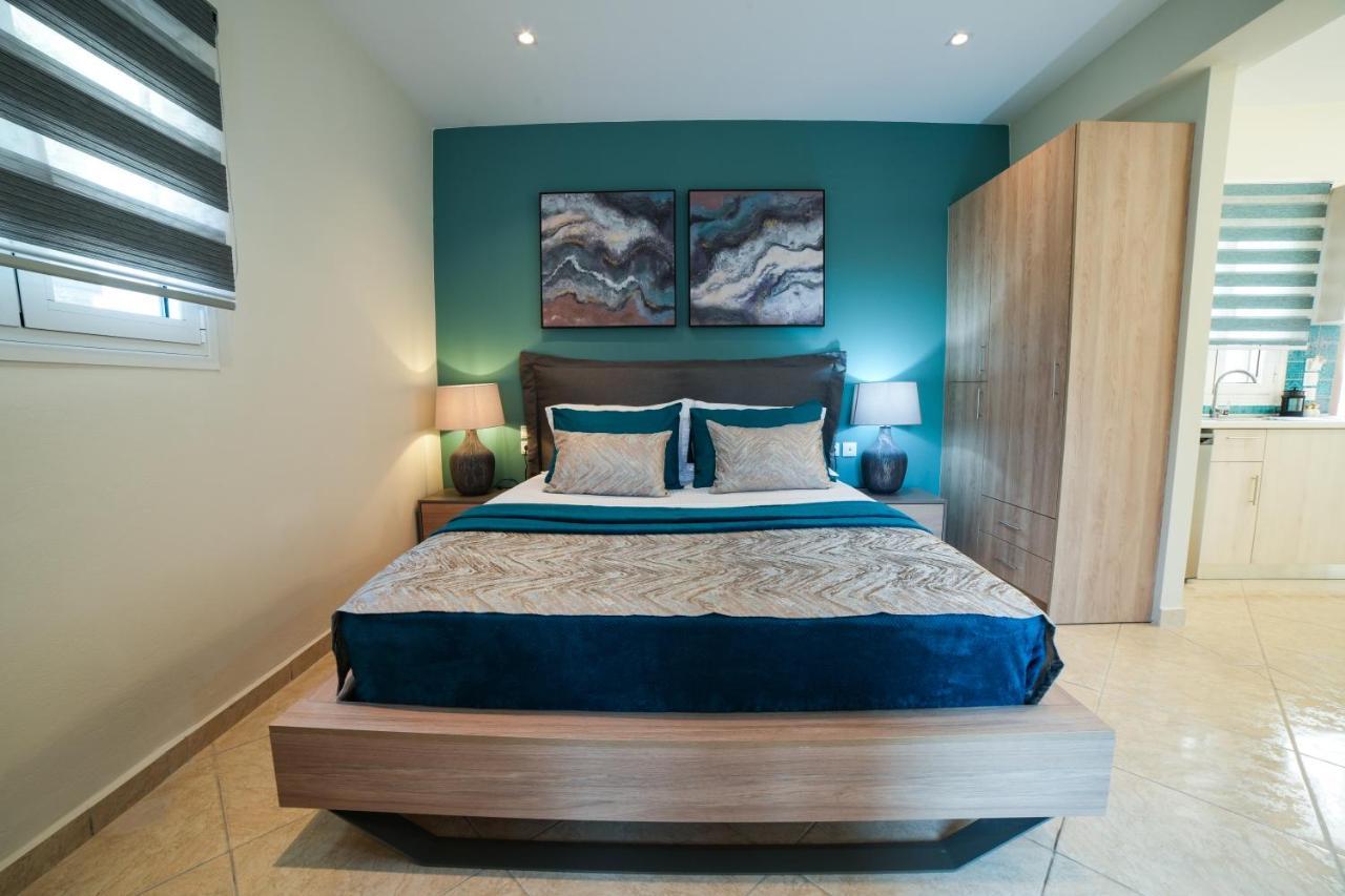 Angels Pool Studios And Apartments ปาเลโอกัสไตรซา ภายนอก รูปภาพ