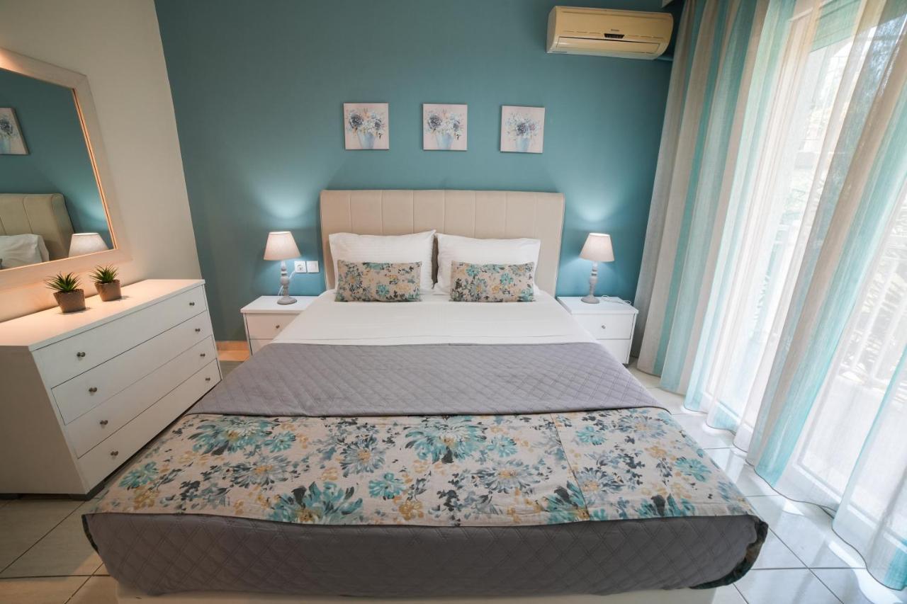 Angels Pool Studios And Apartments ปาเลโอกัสไตรซา ภายนอก รูปภาพ